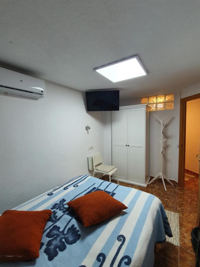 Cozy Rooms In Terraced House ฟูเอนฮิโรลา ภายนอก รูปภาพ