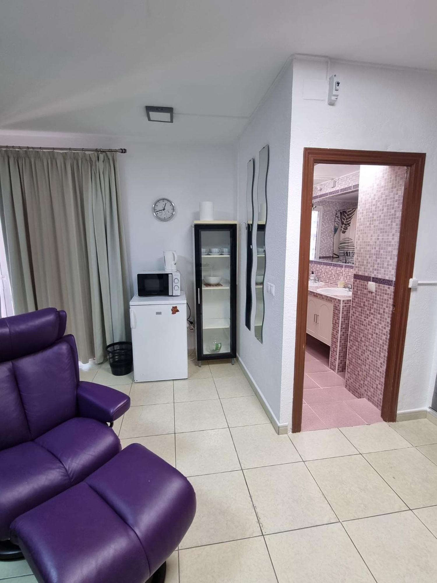 Cozy Rooms In Terraced House ฟูเอนฮิโรลา ภายนอก รูปภาพ