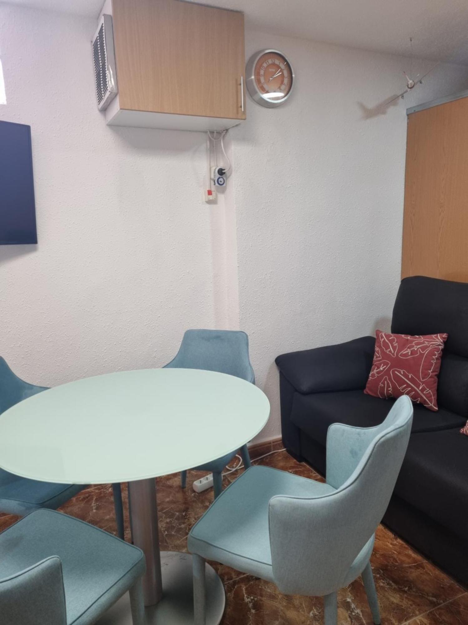 Cozy Rooms In Terraced House ฟูเอนฮิโรลา ภายนอก รูปภาพ