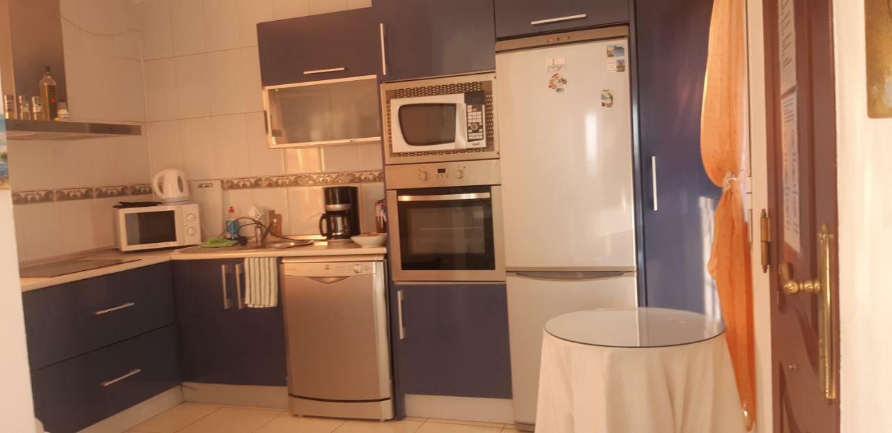 Cozy Rooms In Terraced House ฟูเอนฮิโรลา ภายนอก รูปภาพ
