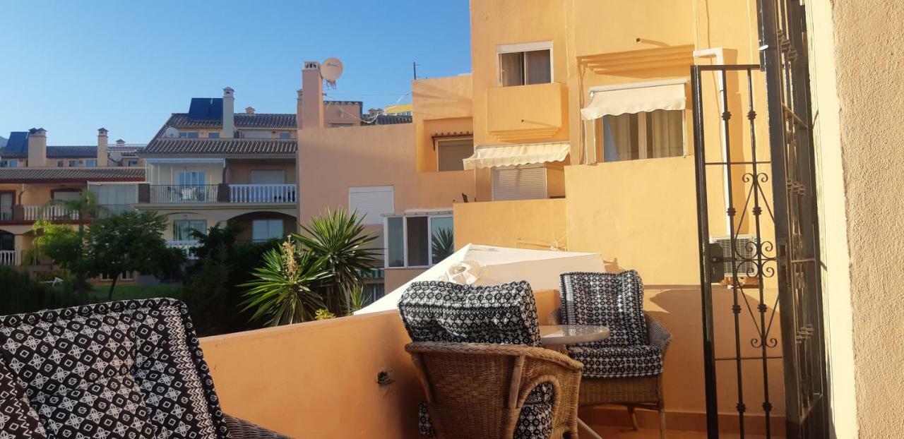 Cozy Rooms In Terraced House ฟูเอนฮิโรลา ภายนอก รูปภาพ